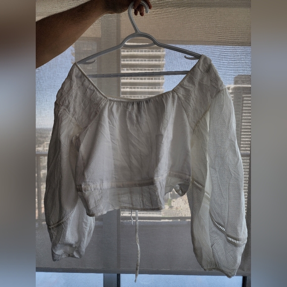 BCBG cropped peasant top - Picture 3 of 3